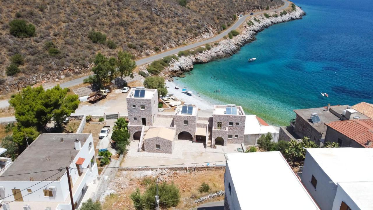 Arapis Rooms & Suites Agios Kiprianos Esterno foto